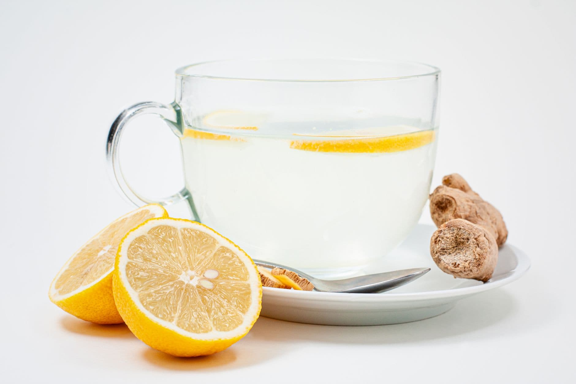 Atasi Perut Kembung Setelah Makan Siang dengan Minuman Ajaib Ini!